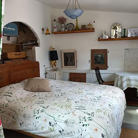 L'Atelier-Chambrette Dans Le Jardin Avec Salle De Bains, Sans Cuisine Troo Exterior photo